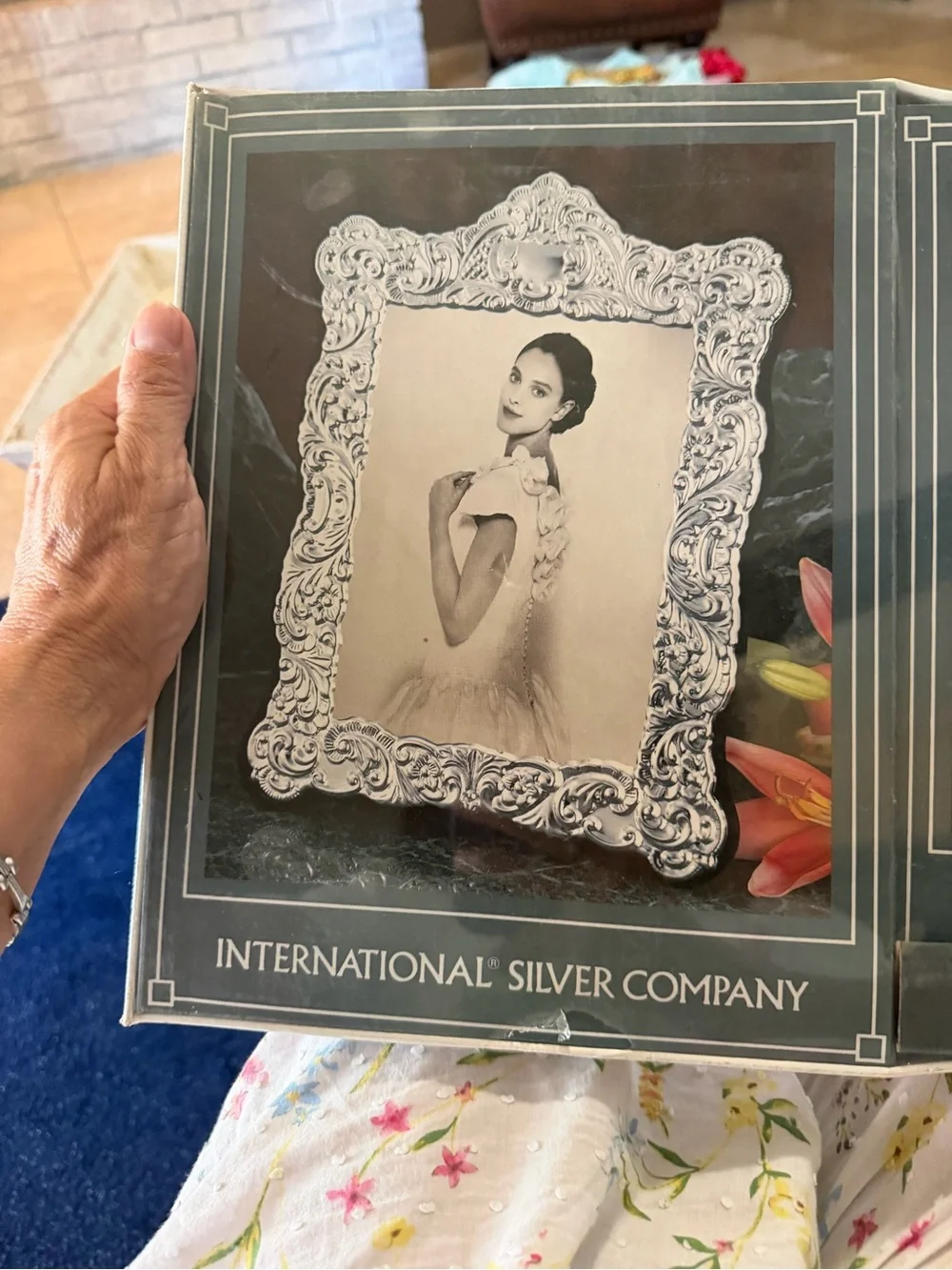 International Silver Company Silverplated Set of 3 Victorian Frames 5x7” Photos